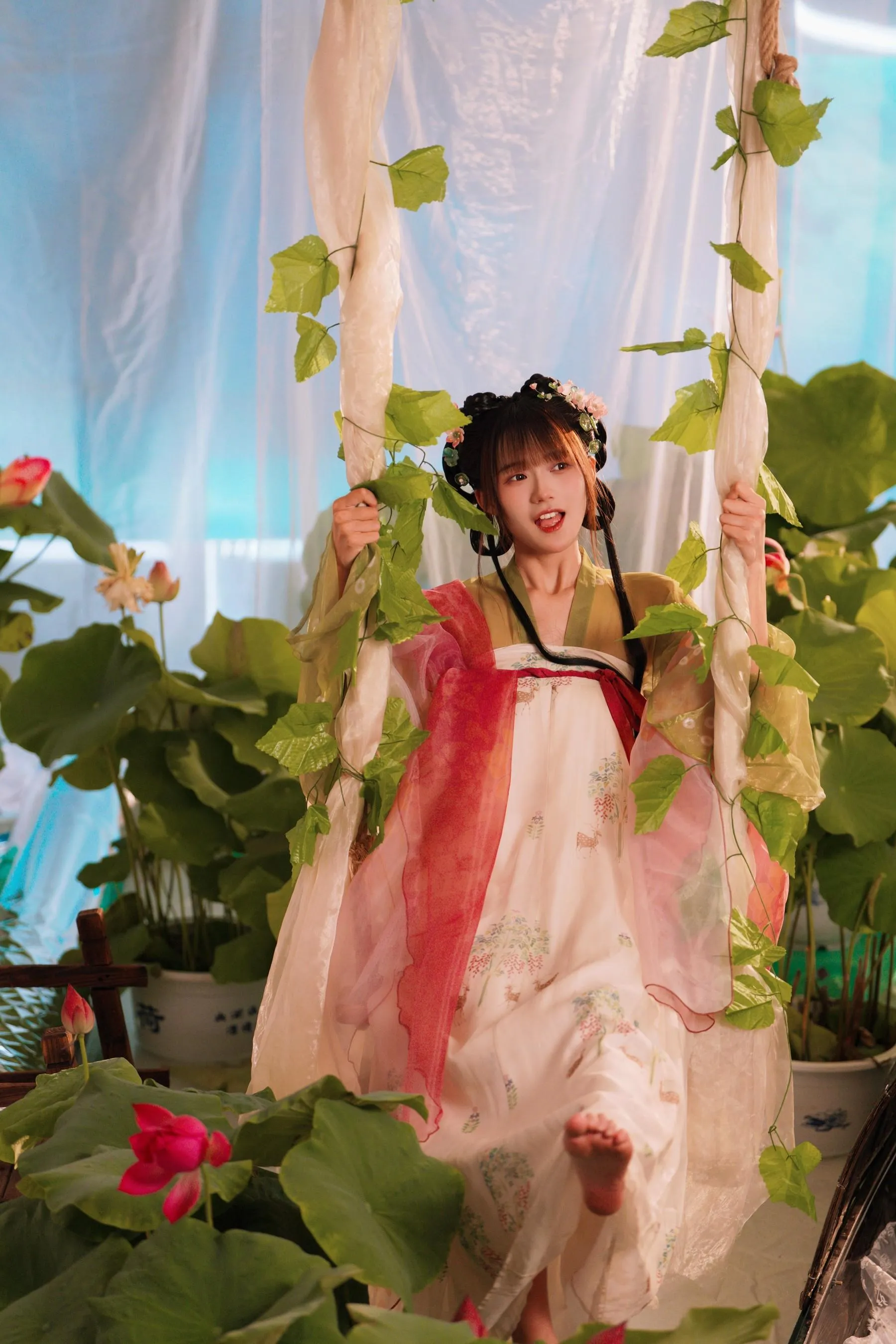 兔子Zzz不吃胡萝卜 – NO.108 浮香花谷 [55P]插图5
